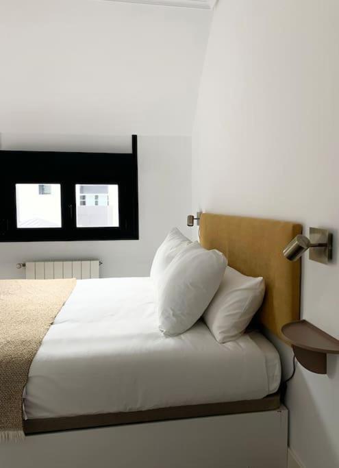 Atico Con Esplendida Terraza Apartman Comillas Kültér fotó
