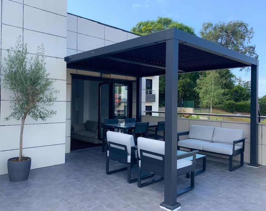 Atico Con Esplendida Terraza Apartman Comillas Kültér fotó