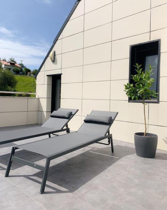 Atico Con Esplendida Terraza Apartman Comillas Kültér fotó