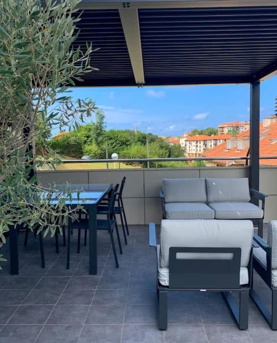 Atico Con Esplendida Terraza Apartman Comillas Kültér fotó